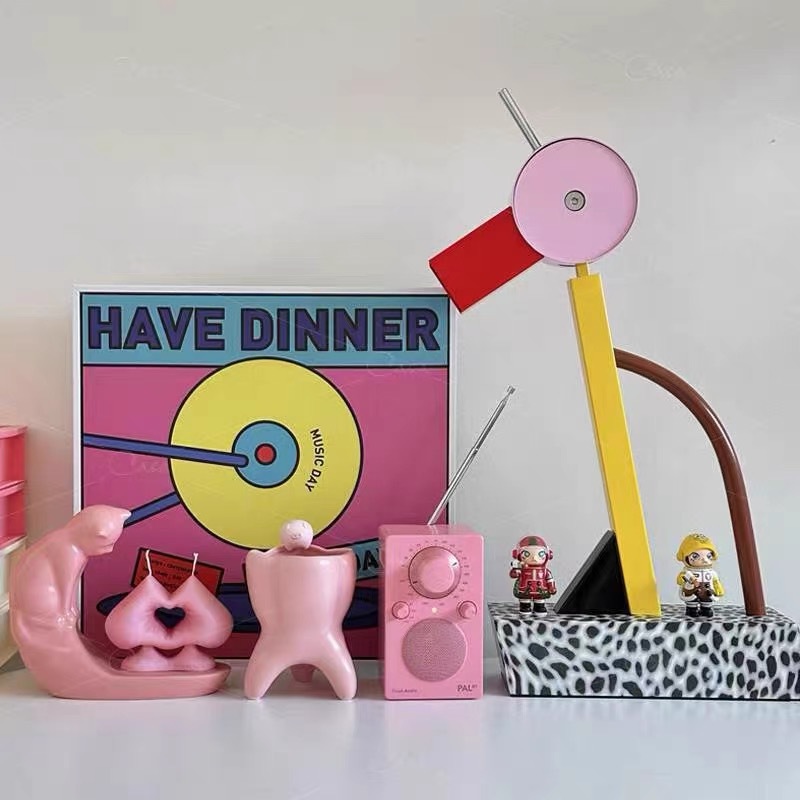 Modern Creative Color Cartoon  - Floor Lamp Tripod 评论和价格