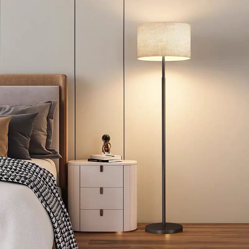 American Nordic Ins Minimalist - Floor Lamp Tripod 评论和价格